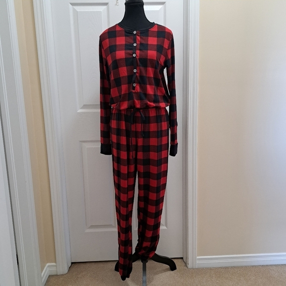 La Vie En Rose Buffalo Plaid Pajamas Onesie Pj's Red Black Women's Small Cozy - Picture 1 of 14